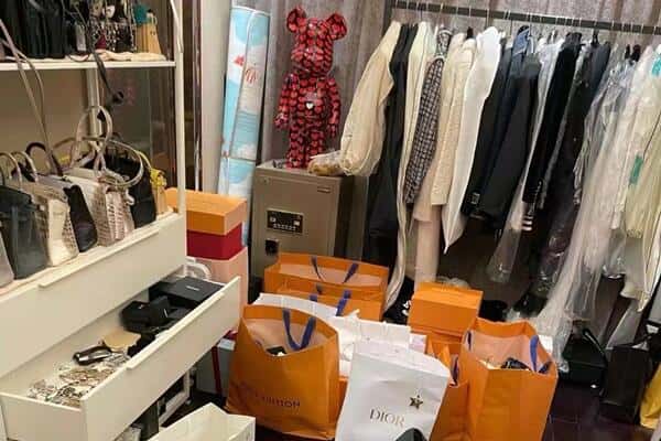 临汾市尧都回收一线品牌衣服